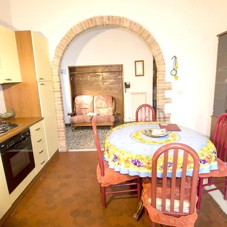 Modern Near Massa Marittima, Shared Pool Apartment